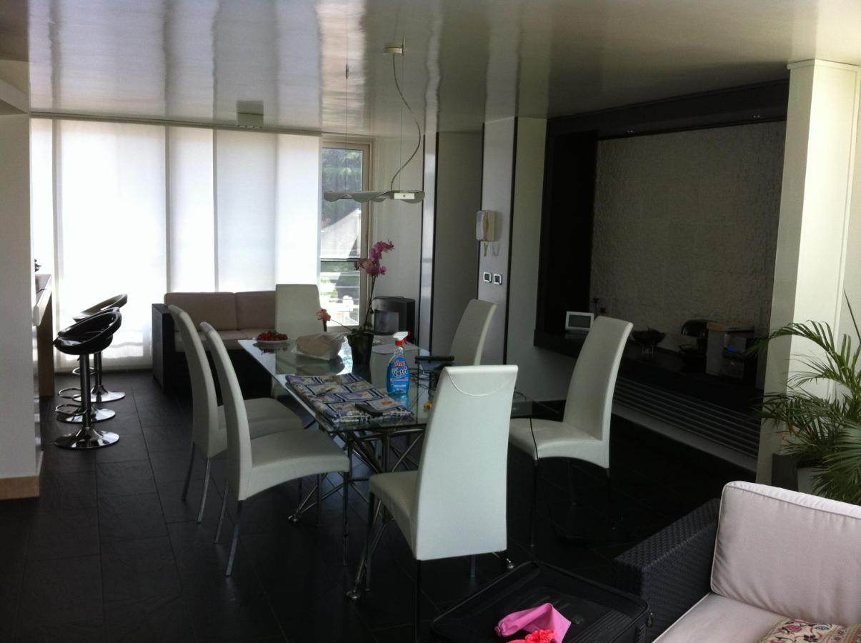 سرمونيتا B&B Stazione Latina المظهر الخارجي الصورة